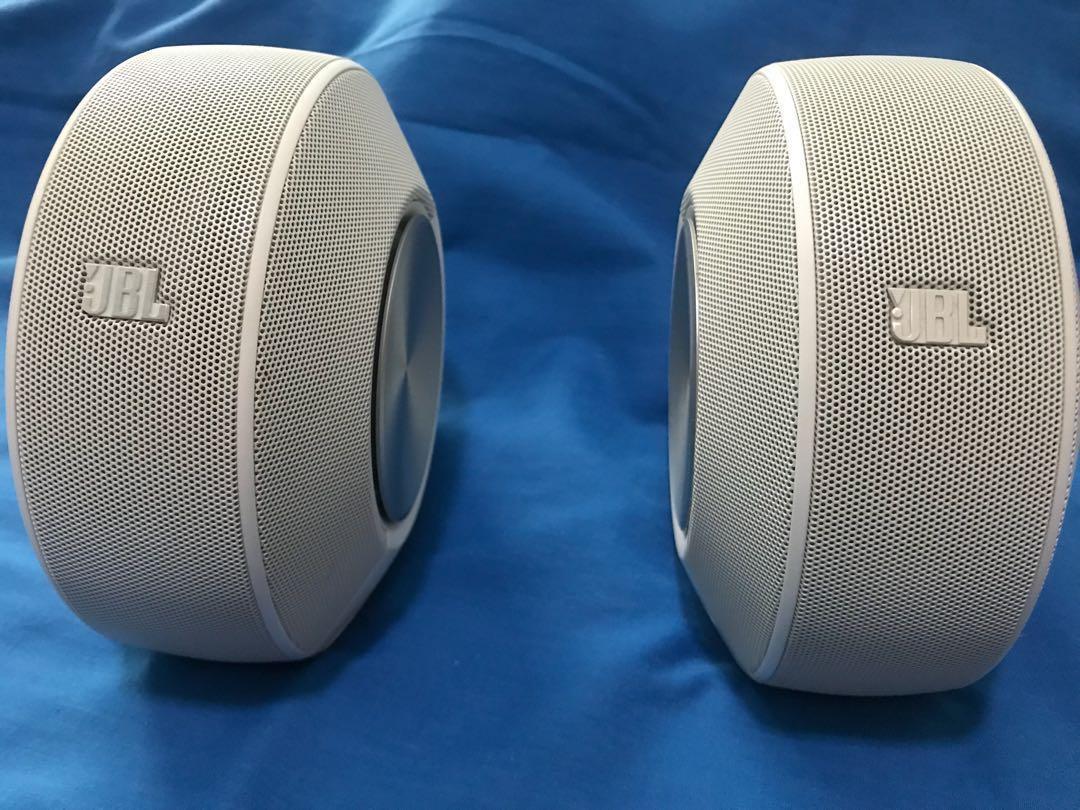 Jbl pebbles 2018 top