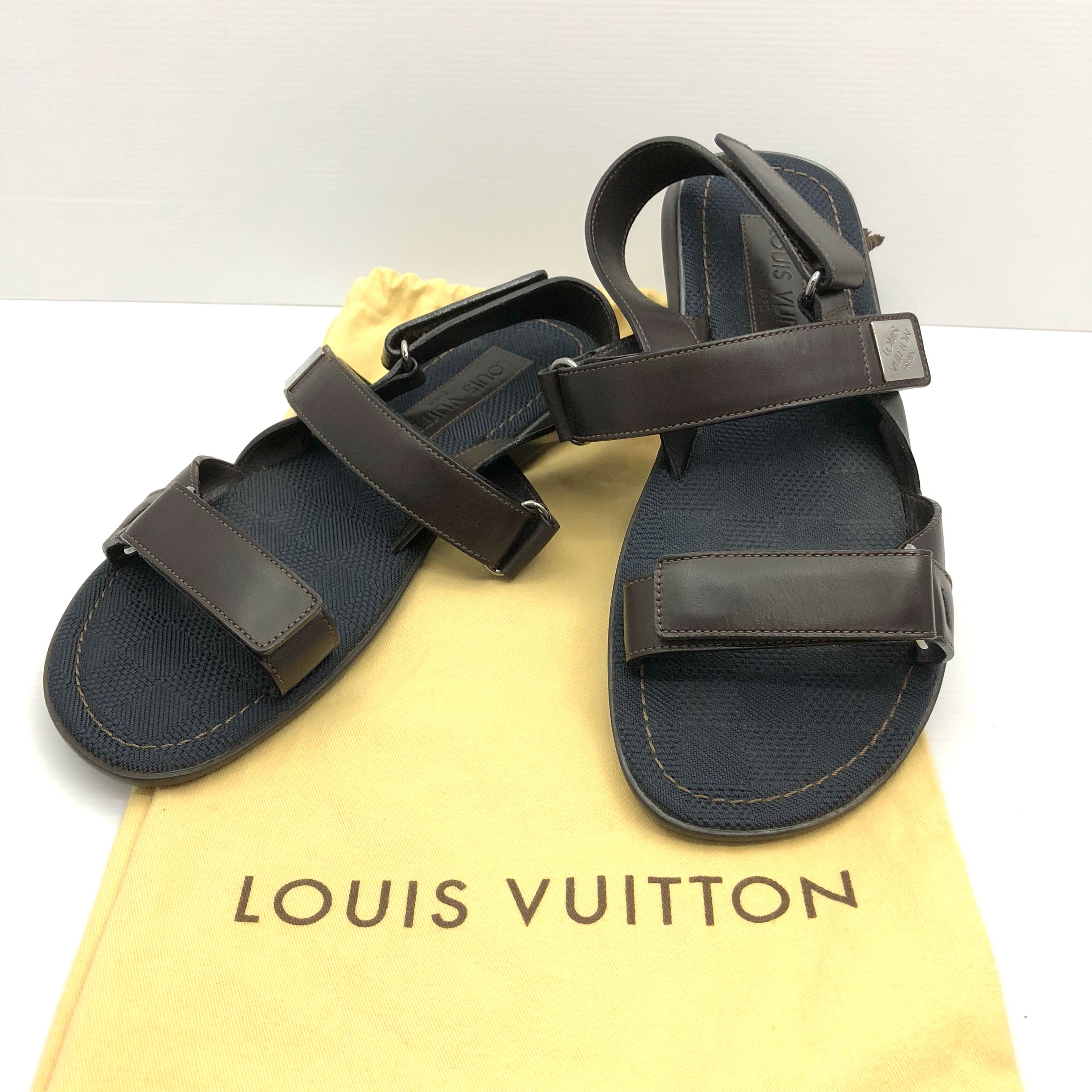 Leather sandals Louis Vuitton Beige size 38.5 EU in Leather - 23685041