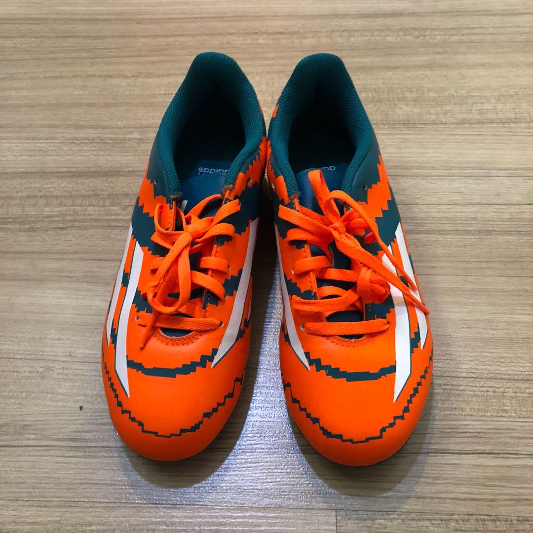 lionel messi soccer boots