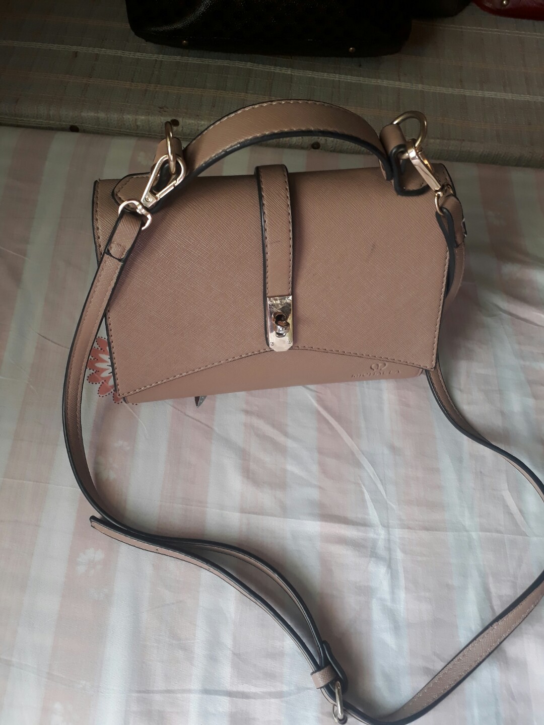 Michaela sling bag