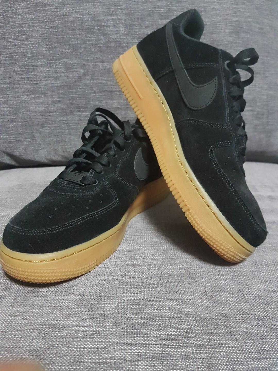 Nike air force 1 07 se black gum on sale