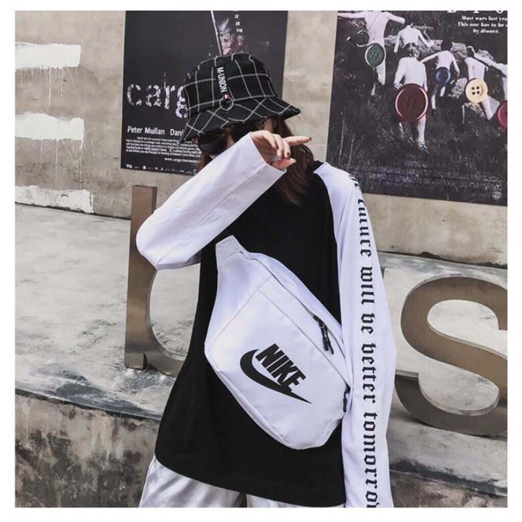 large nike bum bag