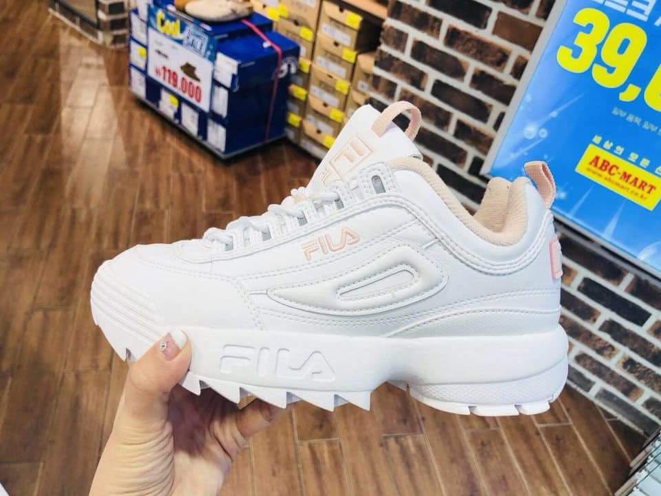 fila nursing shoes