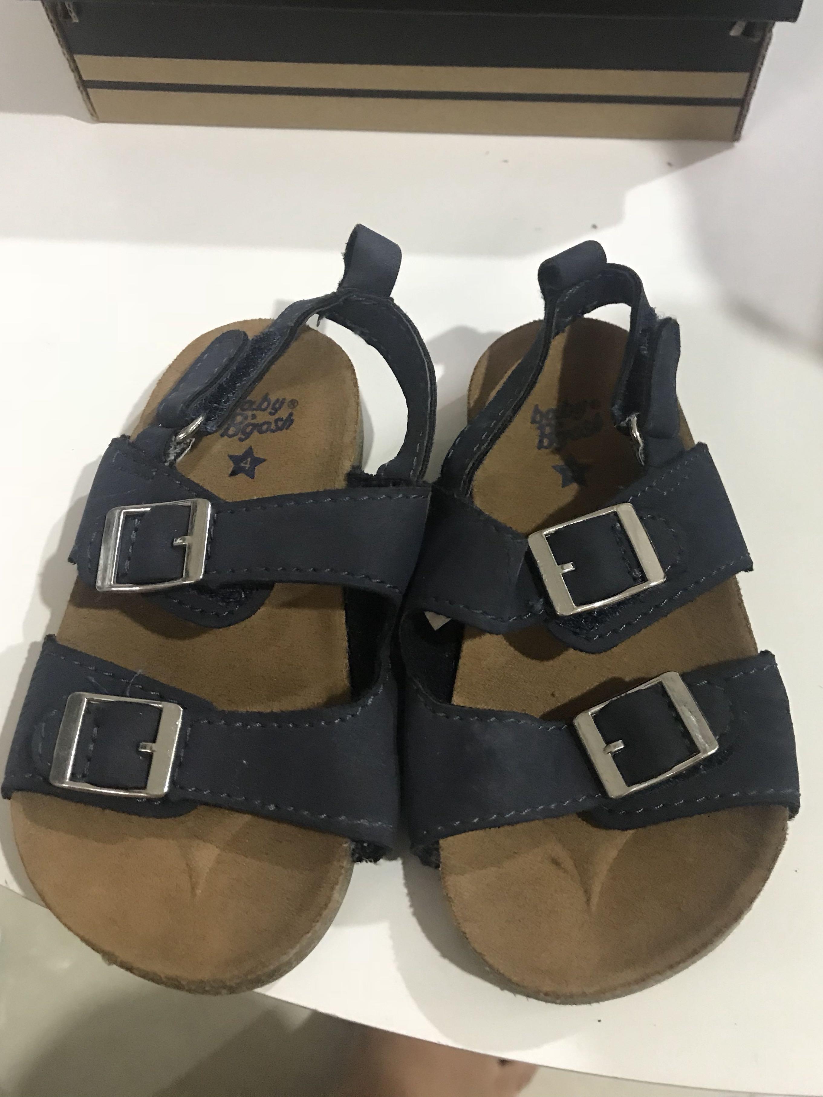 oshkosh baby sandals