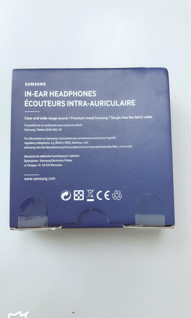Samsung in ear headphones rectangle design 2025