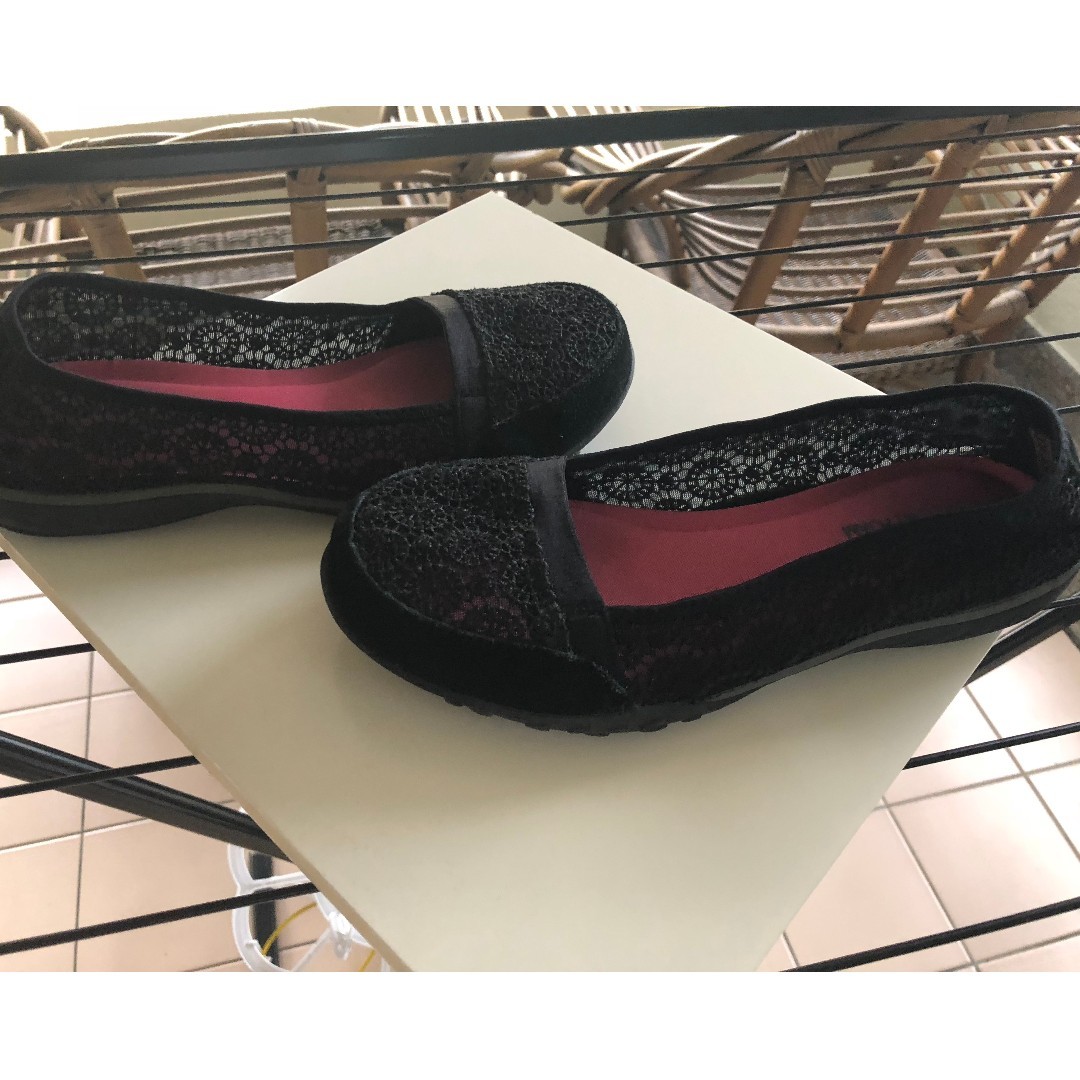 SKECHERS Lace Black Shoes Suitable for Long Walk Memory Foam