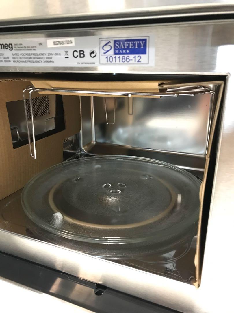 Smeg Builtin Microwave Oven, TV & Home Appliances, Kitchen Appliances