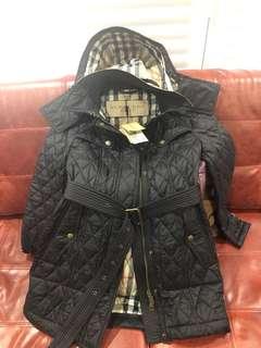 Burberry finsbridge quilted coat colour black. Size XS