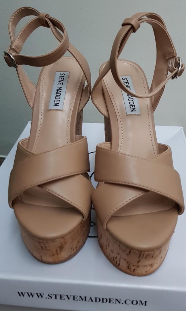 steve madden nude wedges