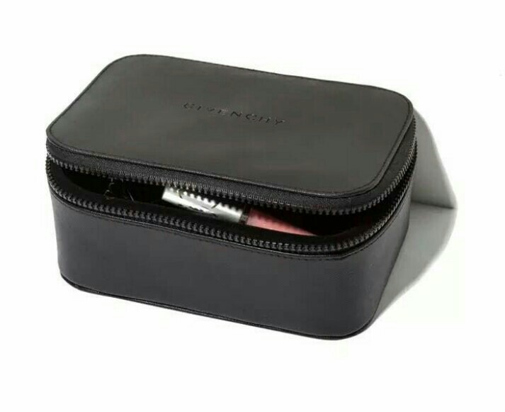 Givenchy Makeup Bag Saubhaya Makeup