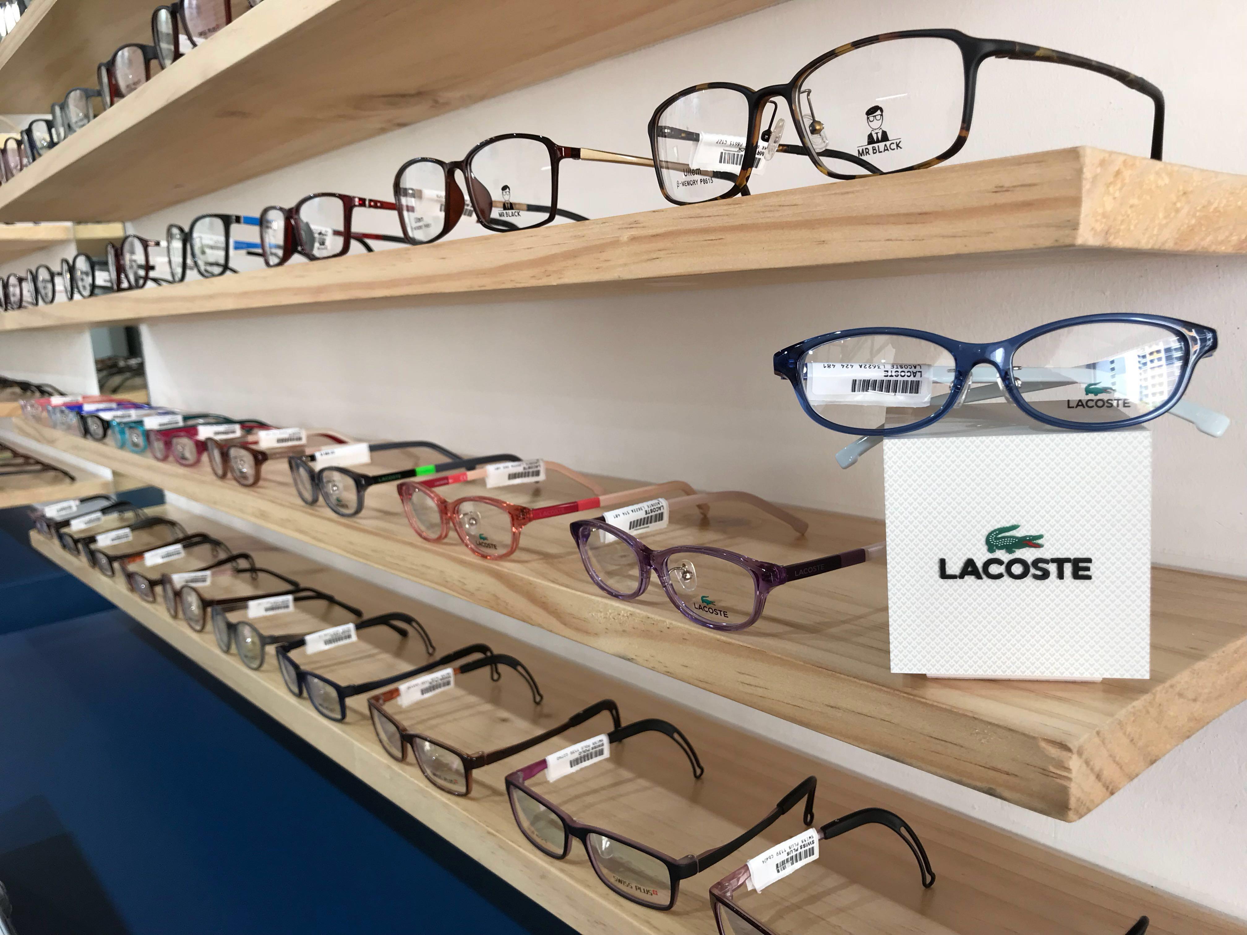 lacoste spectacles