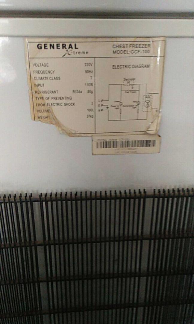 Chest Freezer General Xtreme, Elektronik, Lainnya di Carousell