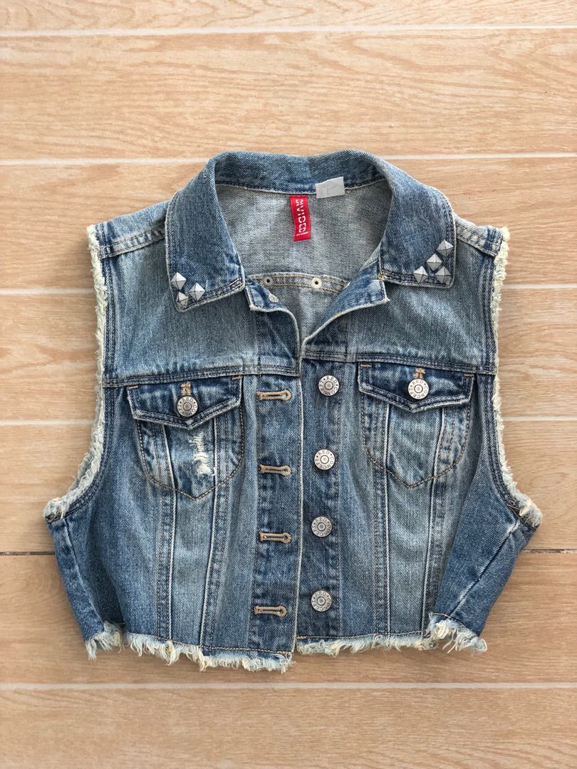 Denim blazer, Women's Fashion, Coats, Jackets and Outerwear on Carousell