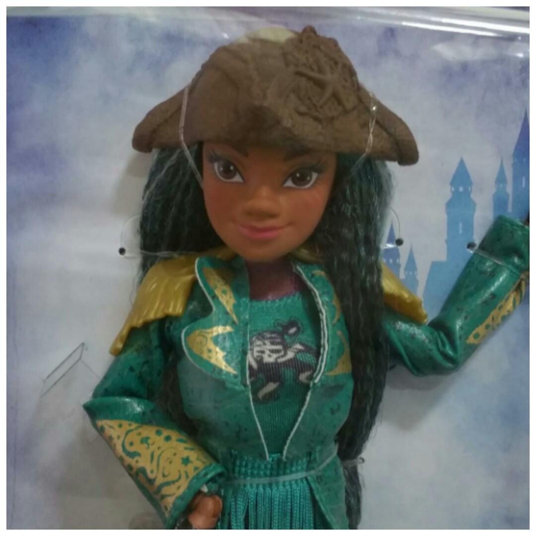 Disney Descendants Uma Fashion Doll, Hobbies & Toys, Toys & Games on  Carousell