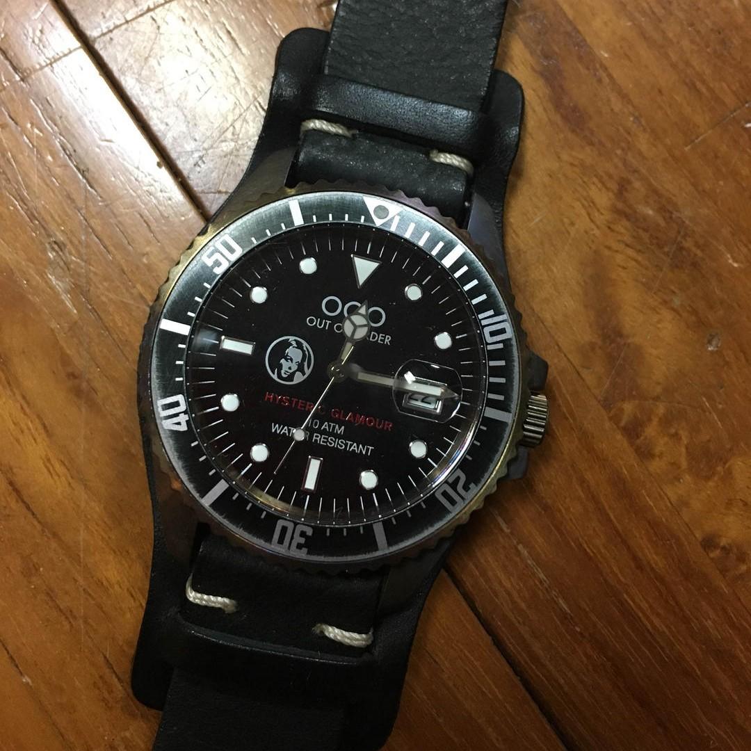 OUT OF ORDER × HYSTERIC GLAMOUR Divers