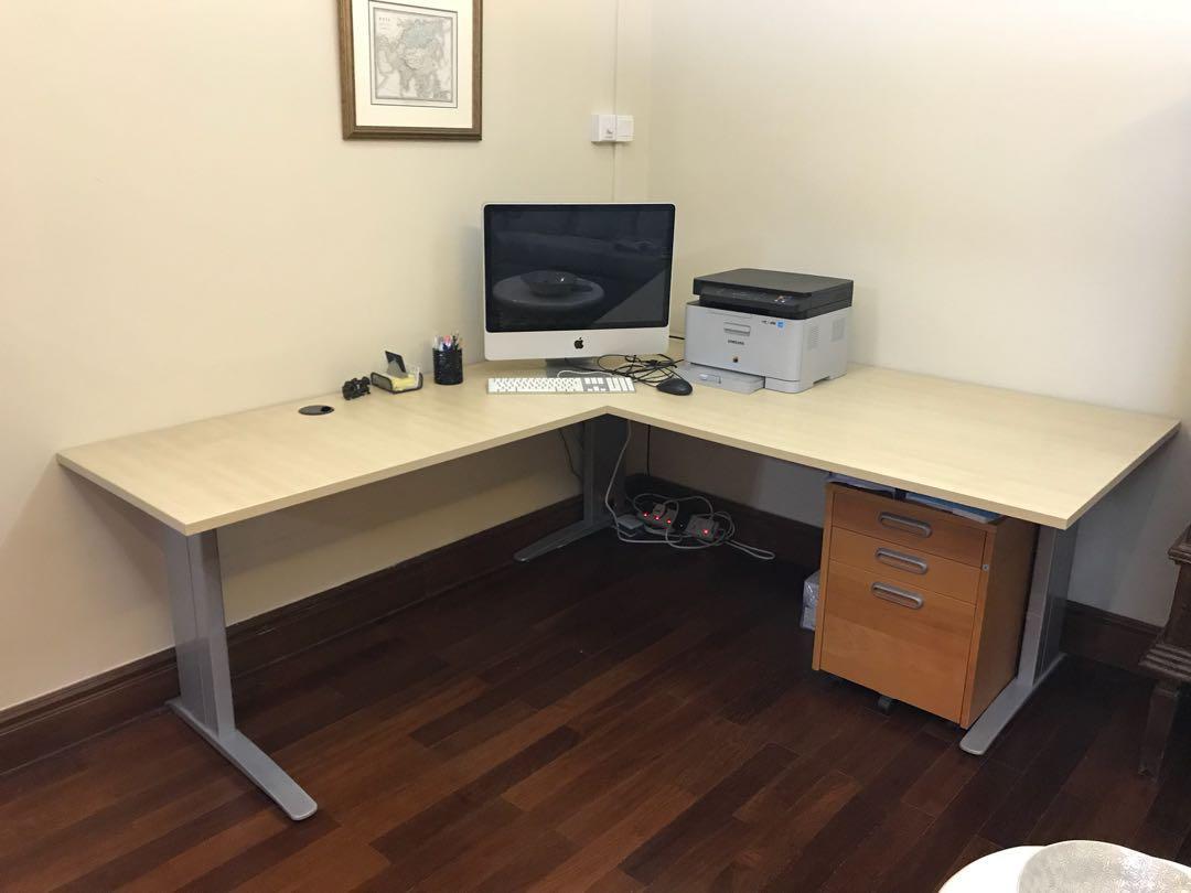 Large Office Desk Furniture Others On Carousell