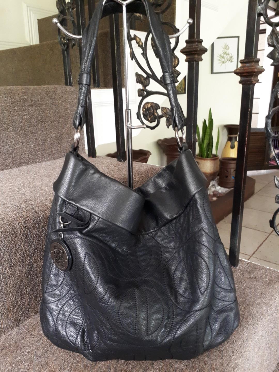 LOUIS QUATORZE Shoulder Bag, Women's Fashion, Bags & Wallets, Shoulder Bags  on Carousell