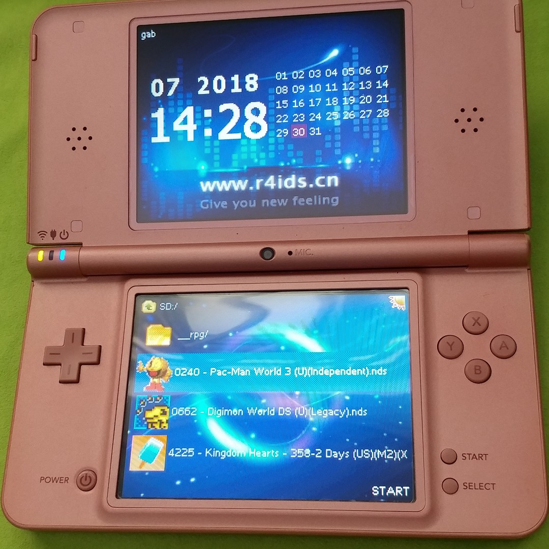 Sold Nintendo Dsi Xl With R4i Card 16gb Video Gaming Video Game Consoles Nintendo On Carousell