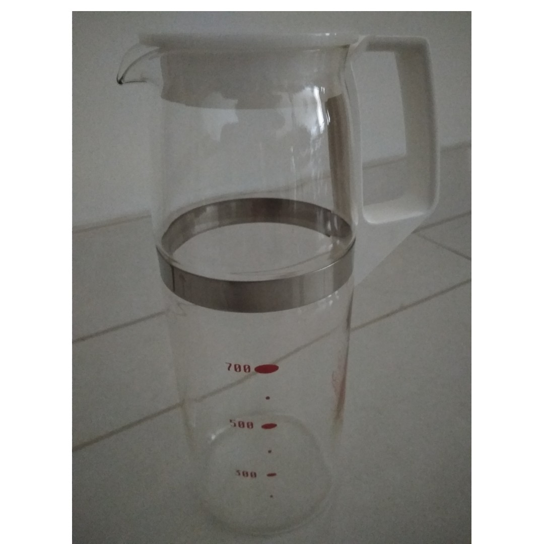 Pyrex Glass Water Jug with cover (1.2l) Made in Japan, Furniture