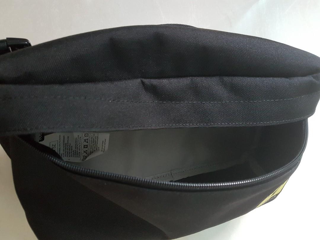 Small Reebok sling bag/waistbag, Luxury 