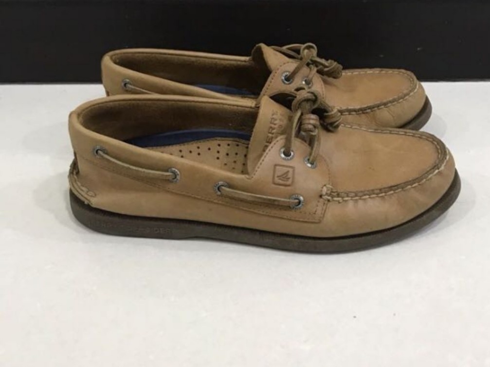 sperry moccasin boots