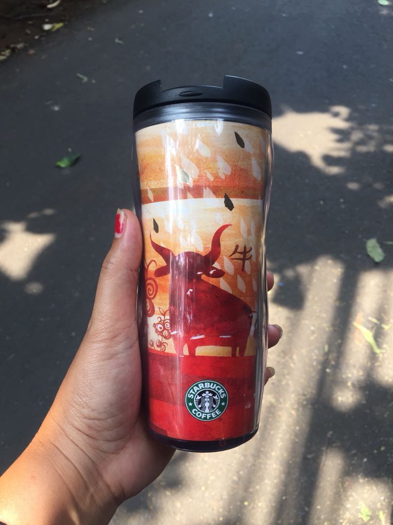 Starbucks Tumbler beli di Jepang gambar Redbull, Kitchen & Appliances