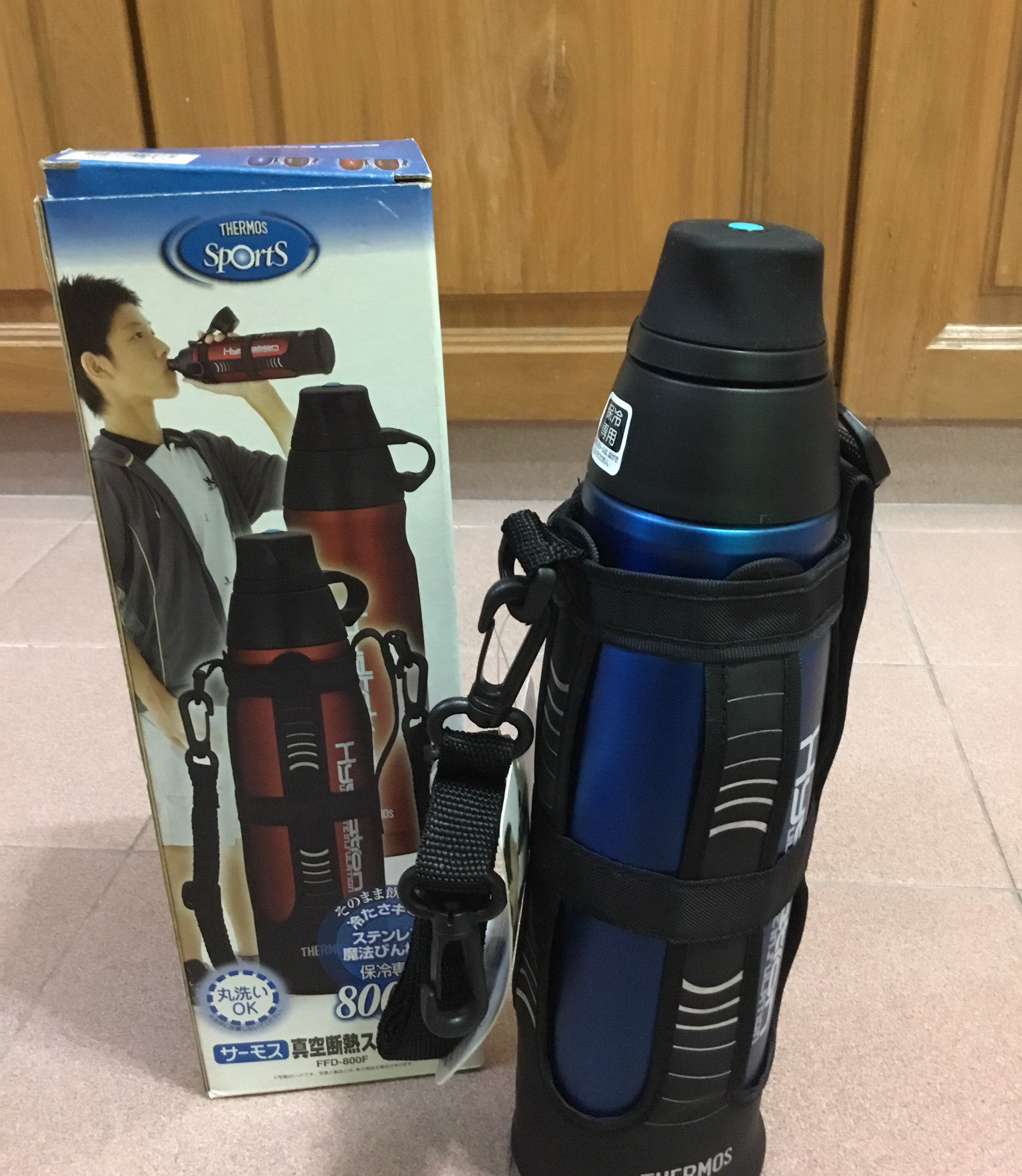 Thermos sport bootle, TV & Home Appliances, Kitchen Appliances, Water