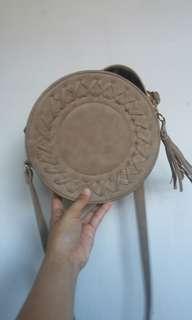 Tas Coklat Kuncir