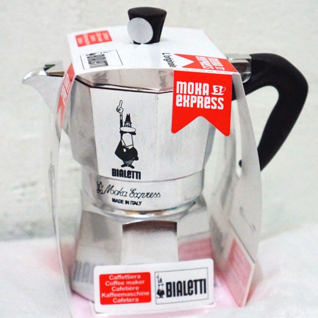 bialetti induction moka pot 3cup, TV & Home Appliances, Kitchen Appliances,  Coffee Machines & Makers on Carousell