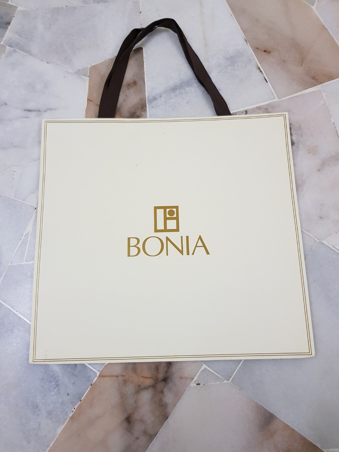 Paper bag outlet bonia