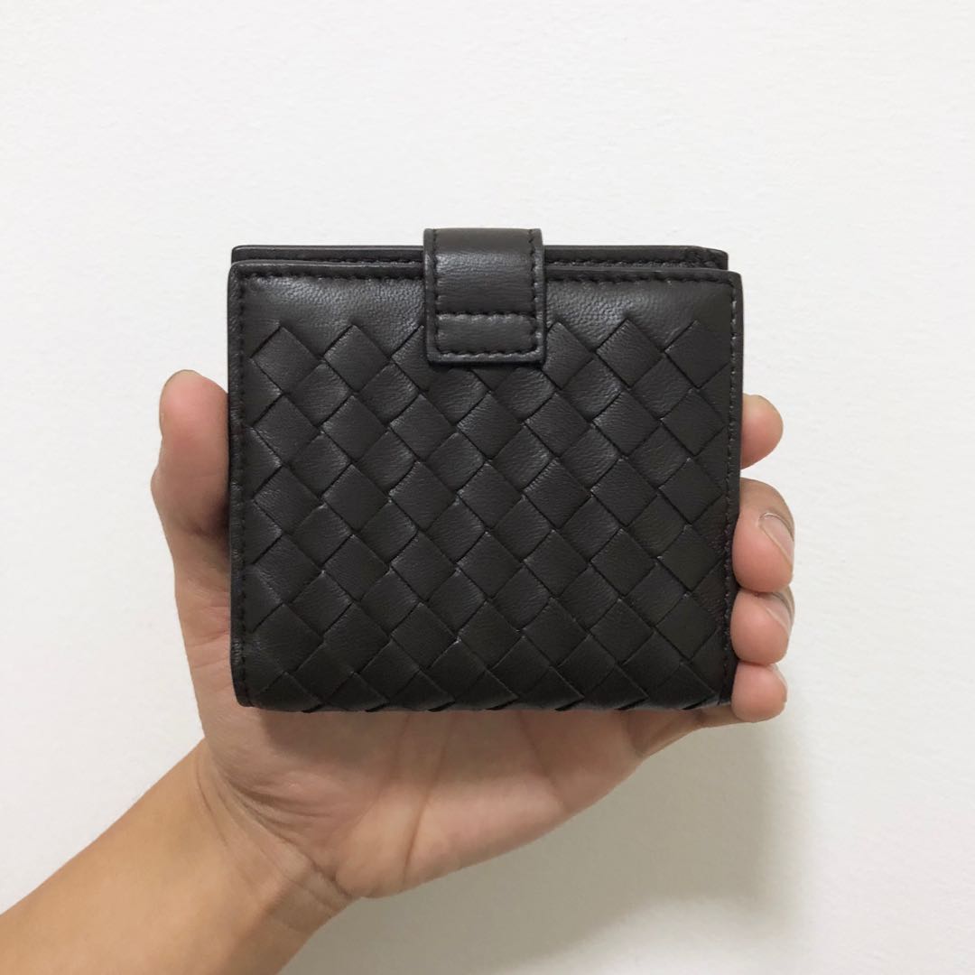 tumi small carry on