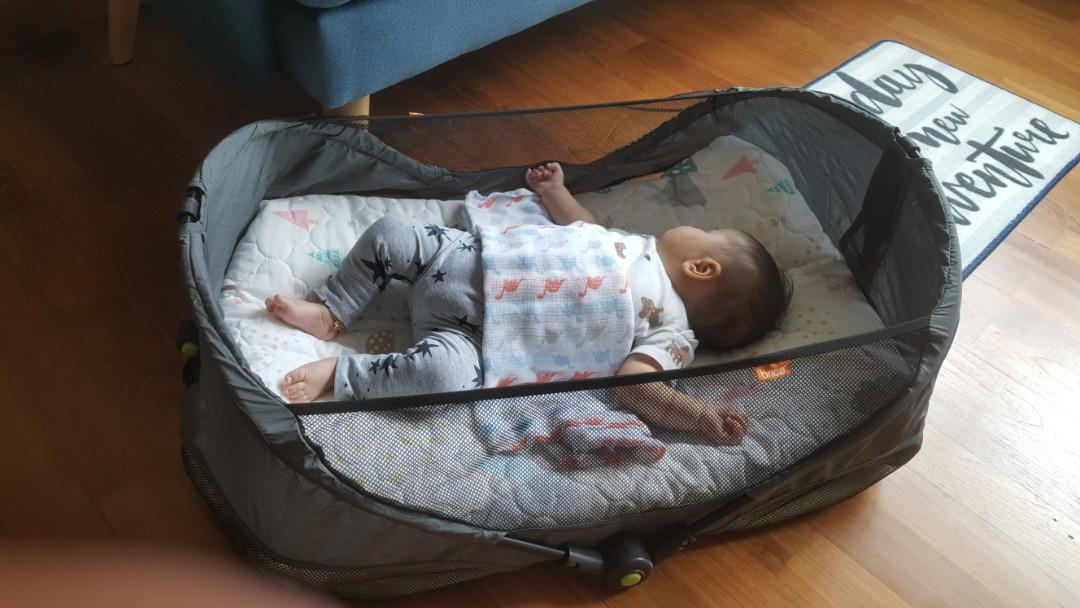 brica baby travel bassinet