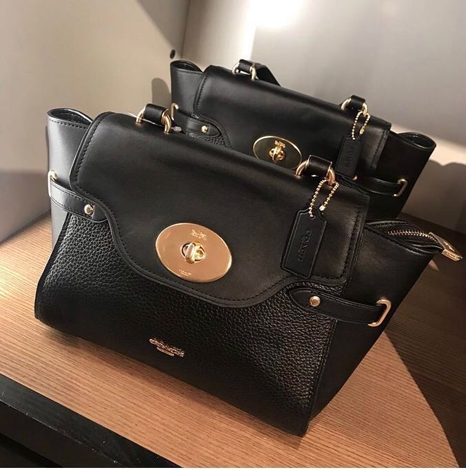 Coach blake flap carryall Clearance