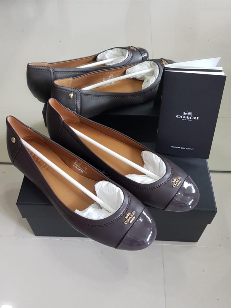 COACH Chelsea Leather Women Brown Shoes flats Women s Fashion Footwear Flats on Carousell