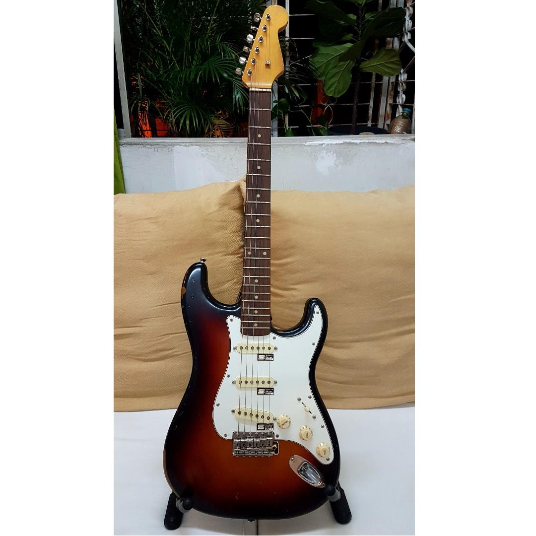 ESP Edwards Stratocaster Relic, Hobbies & Toys, Music & Media, Musical