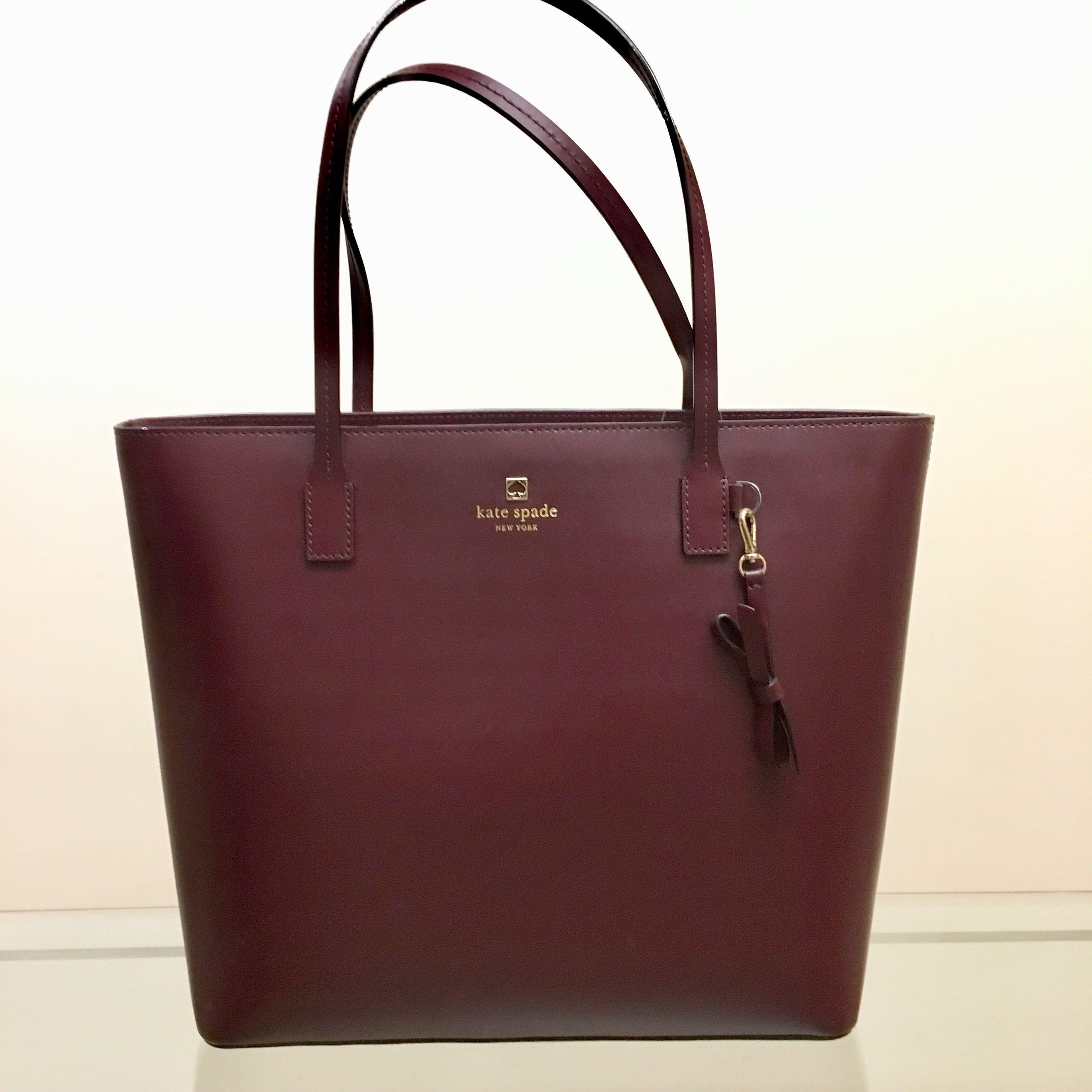 Kate Spade Sawyer Street Tori in Mulled Wine Women s Fashion Bags Wallets Cross body Bags on Carousell