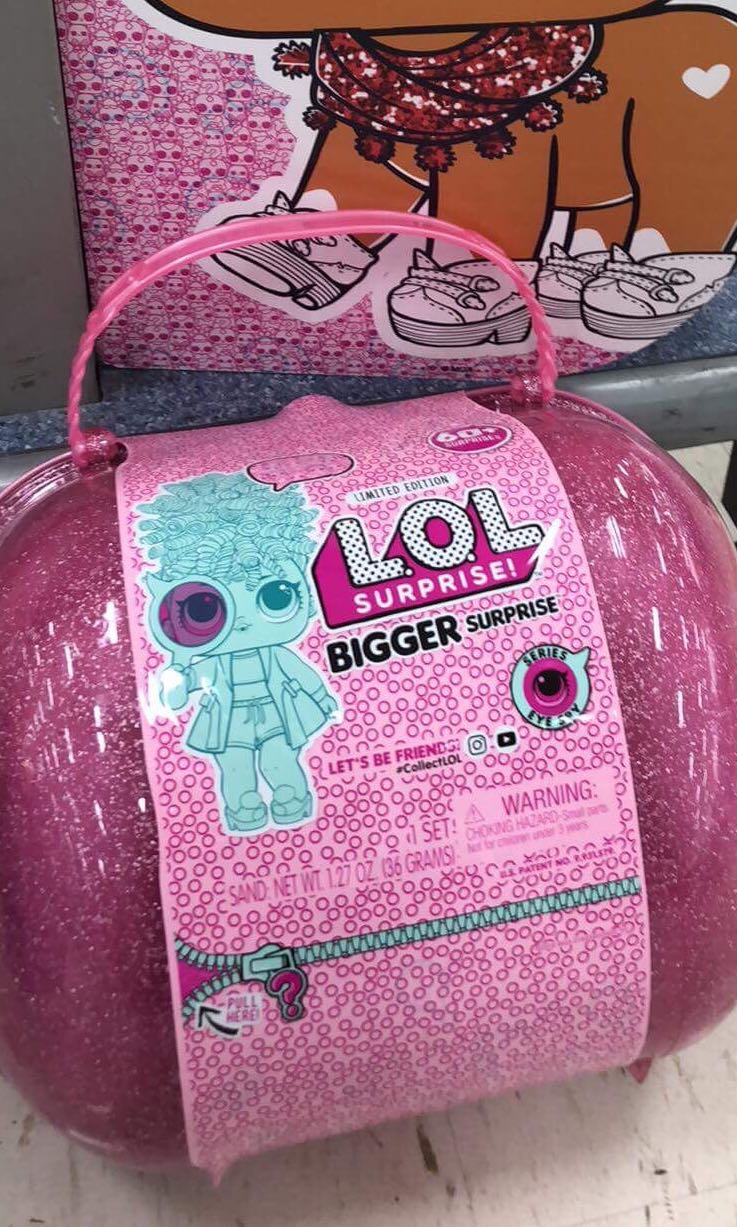 Lol surprise bigger surprise 2018, 興趣及遊戲, 收藏品及紀念品, 明星周邊- Carousell