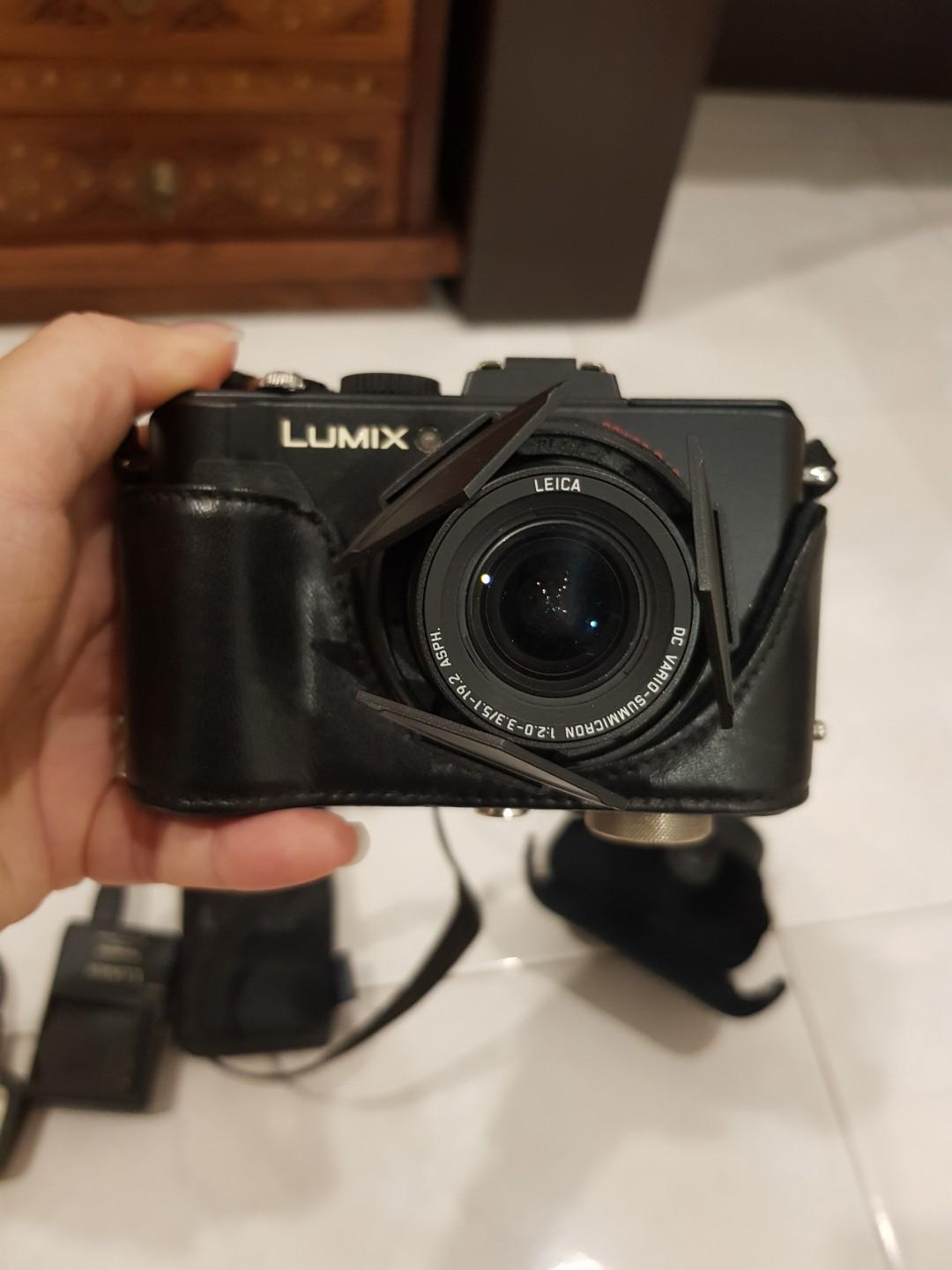 Panasonic Lumix LX5, Photography, Lens & Kits on Carousell