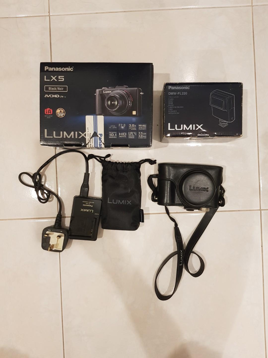 Panasonic Lumix LX5, Photography, Lens & Kits on Carousell