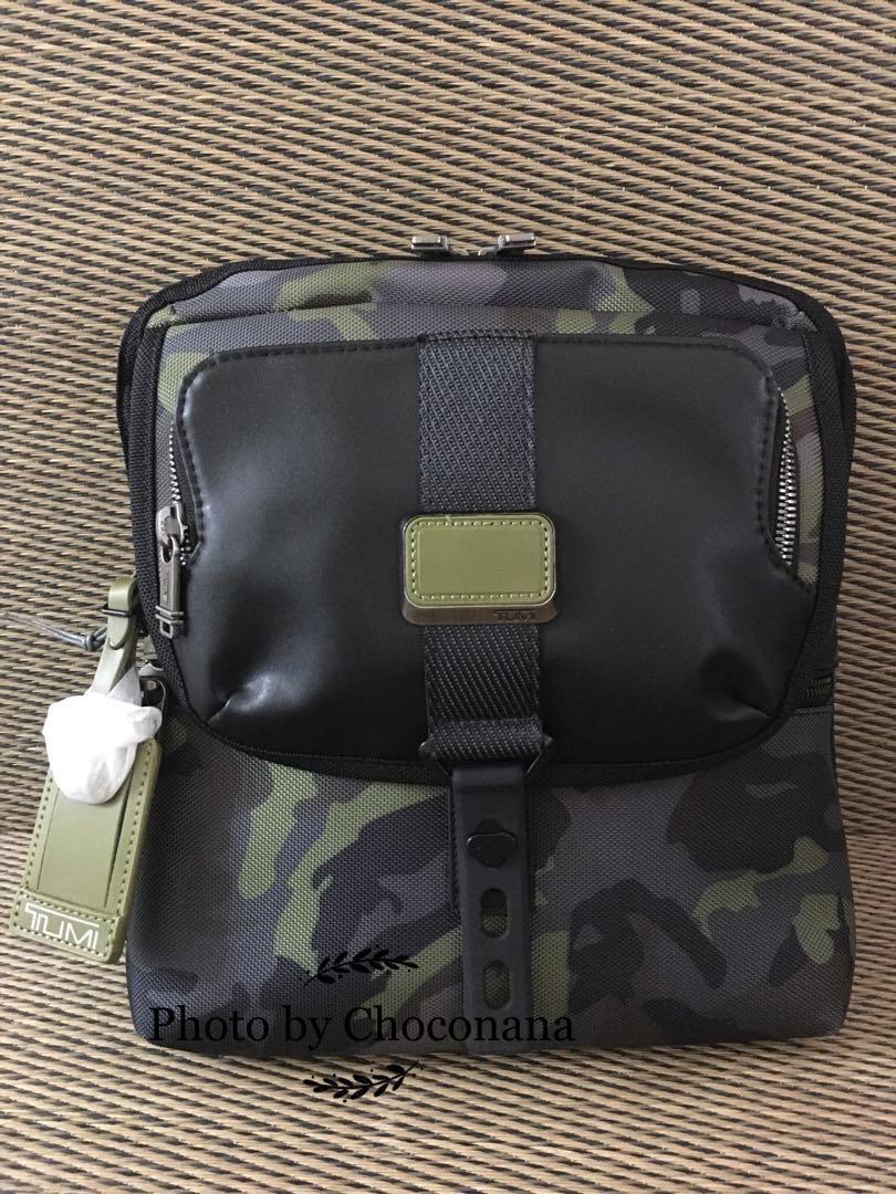 Arnold zip flap tumi shop