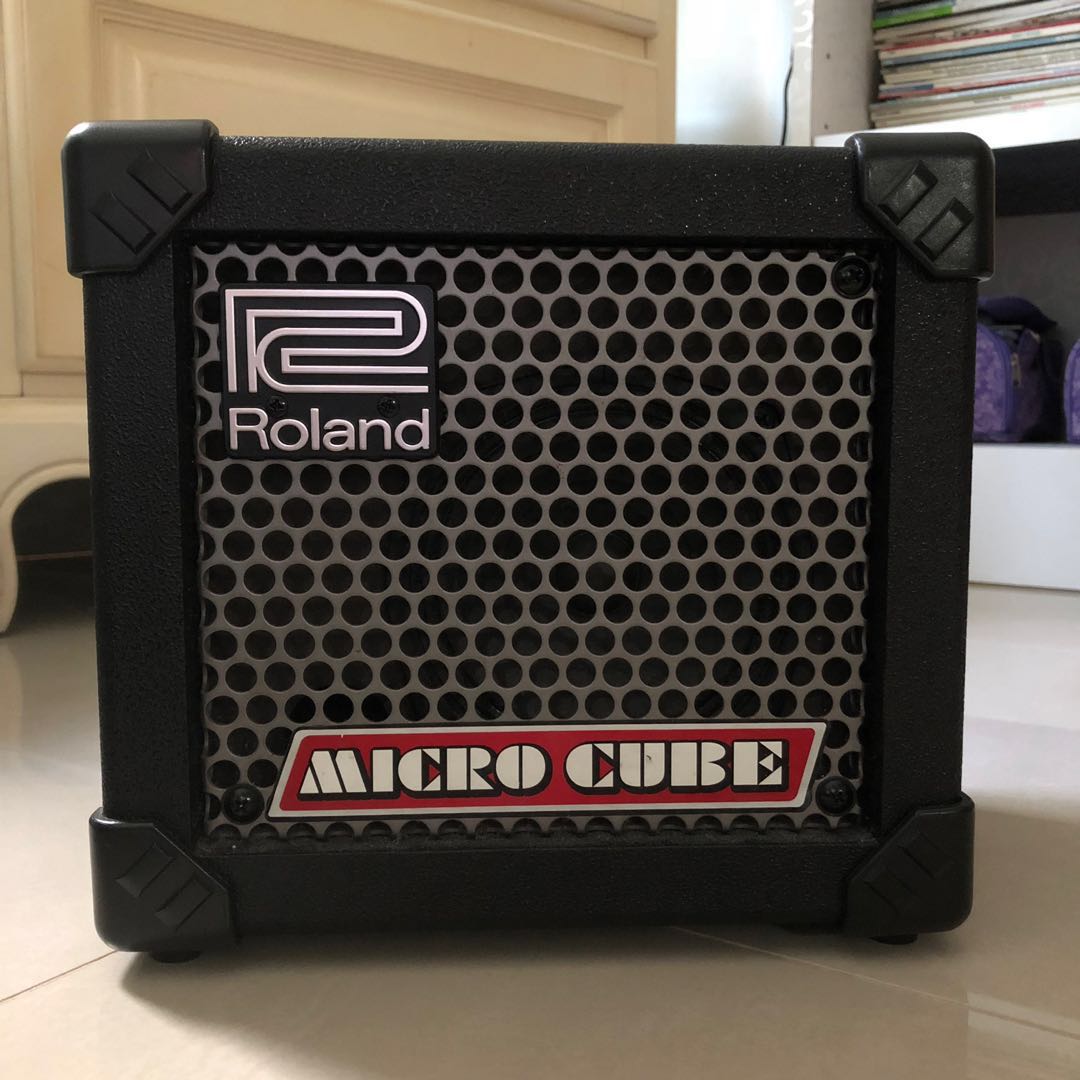 Roland Micro Cube Amplifier, Hobbies & Toys, Music & Media, Musical ...