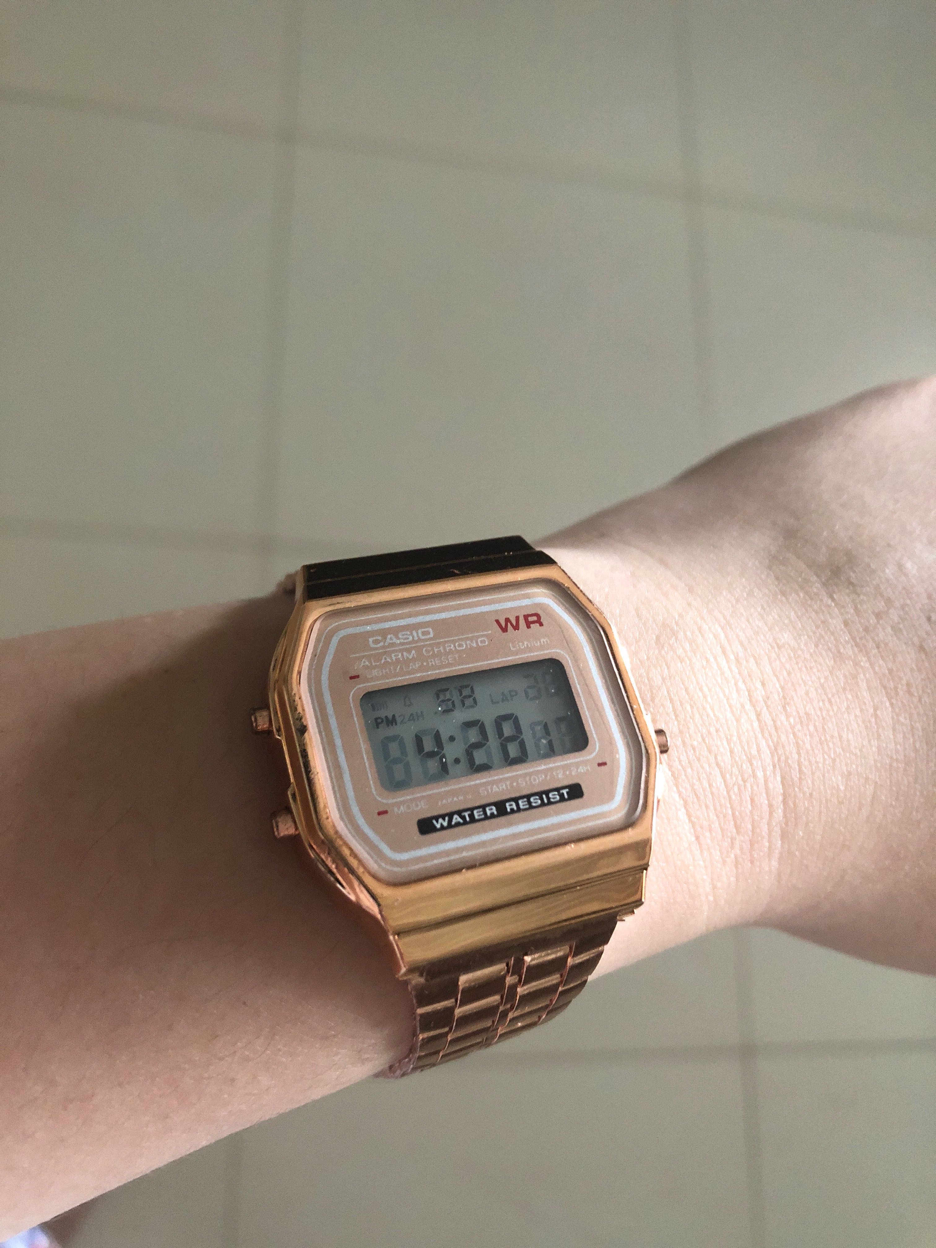 Gold rose clearance casio