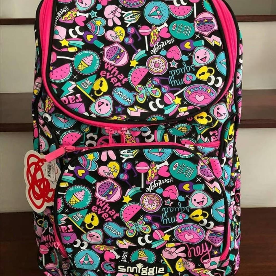 smiggle hits backpack