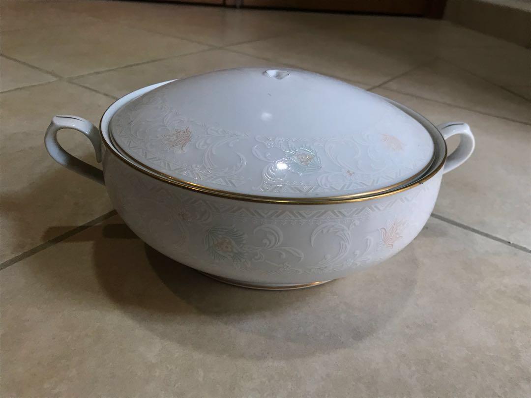 Vintage Goldtrim Noritake Dinner Set, Furniture & Home Living