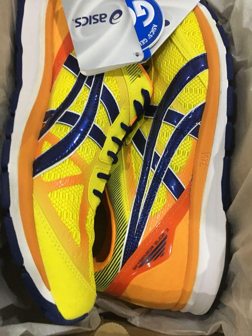 Asics Skysensor Glide men US size 10 Women s Fashion Footwear Sneakers on Carousell