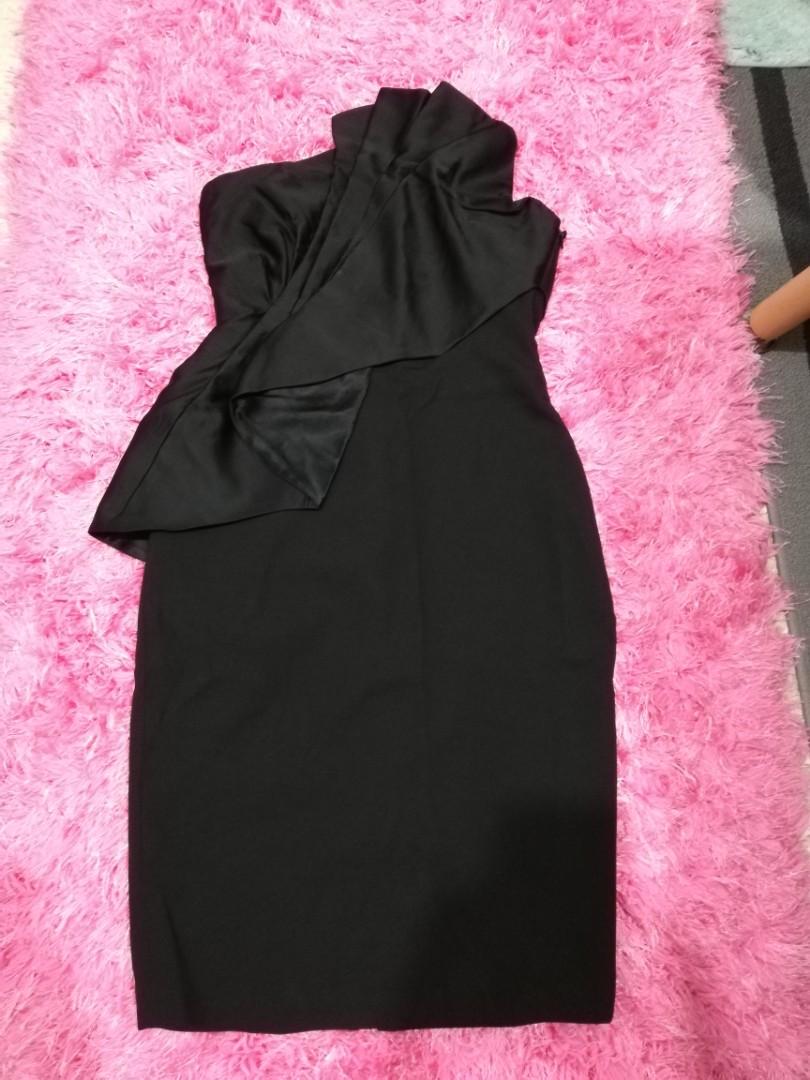 black coast dresses