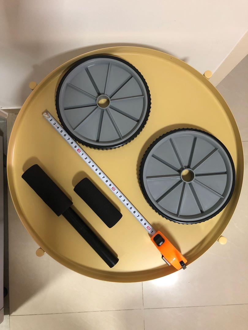 Exercise Wheel (Category: Exercise Mats) located in Singapore. Submitted by halamb (Listing ID 192483271, Image 6). Description: Never used exercise wheel Received as gift Comes with box Can meetup weekdays CTHub, Lavender MRT, Bendemeer MRT .