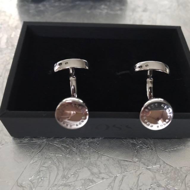 hugo boss tie clip and cufflink set