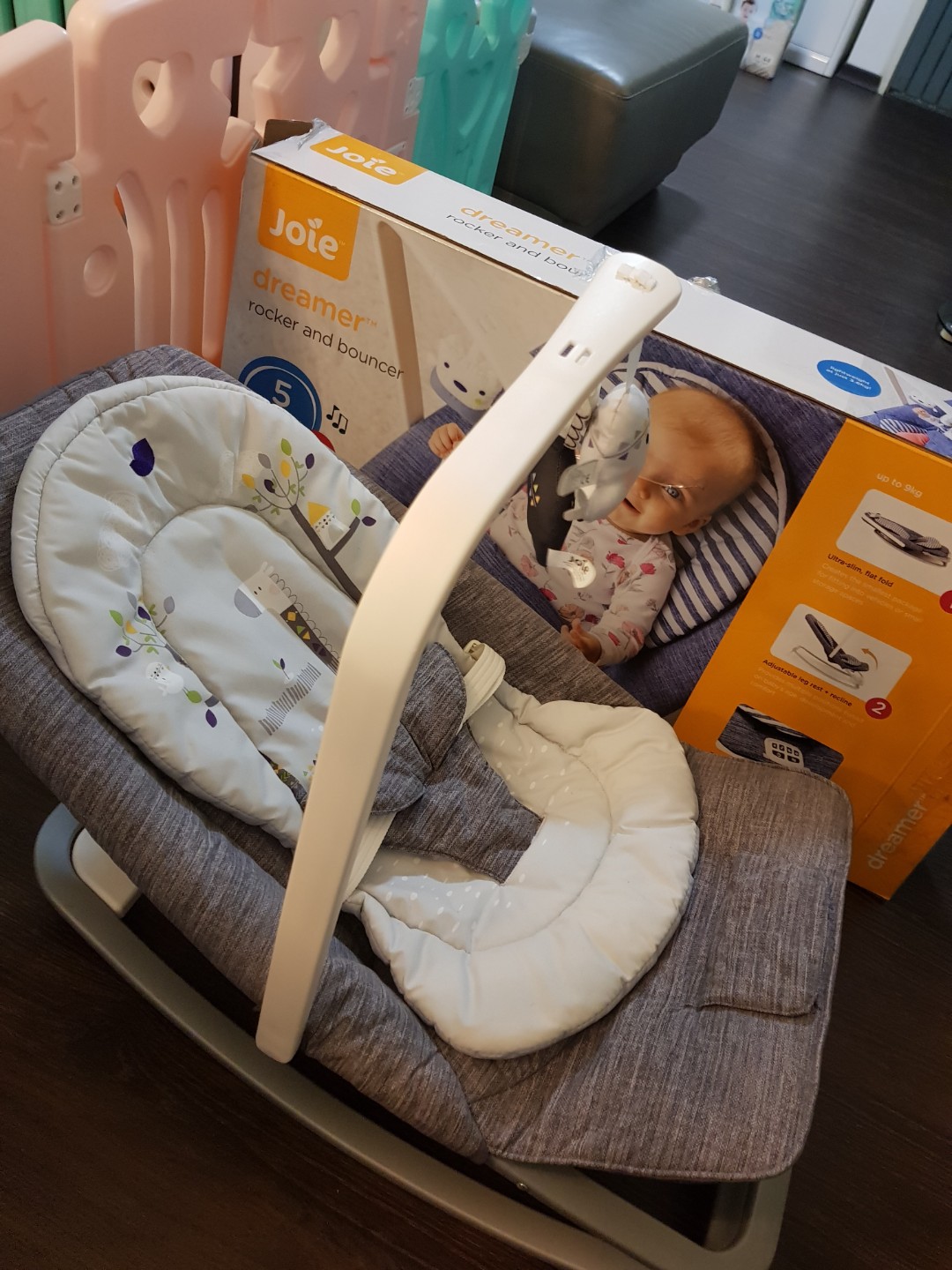 joie dreamer rocker pink