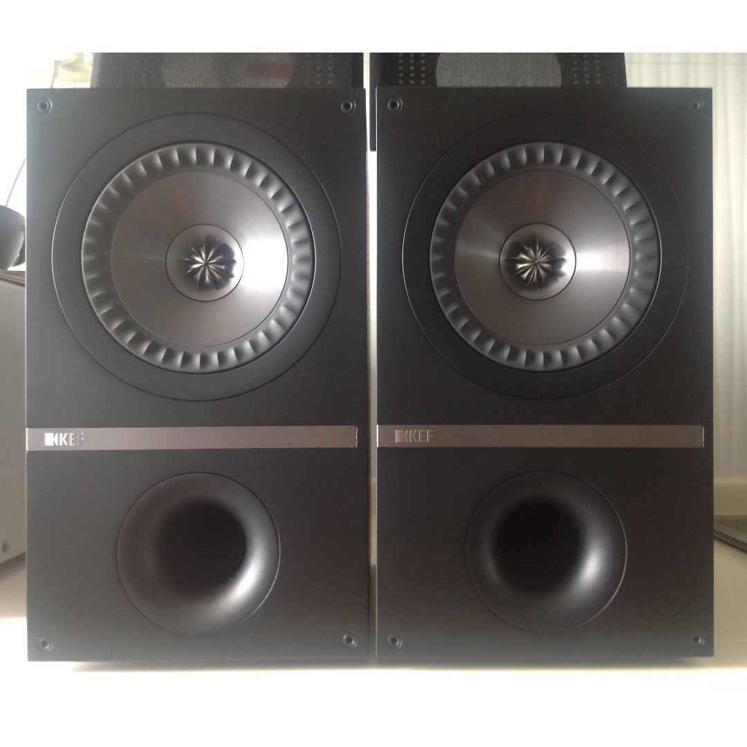KEF Q300 SPEAKERS price negotiable